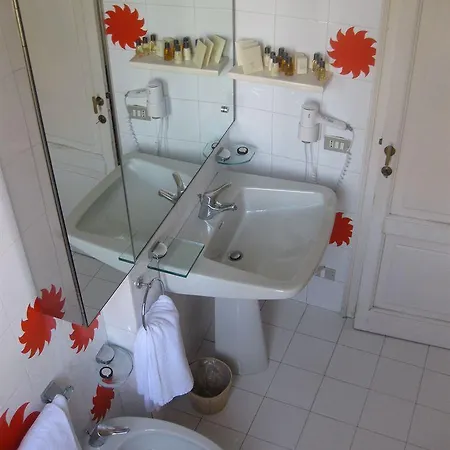 Palazzo Fineschi Sergardi Bed & Breakfast *