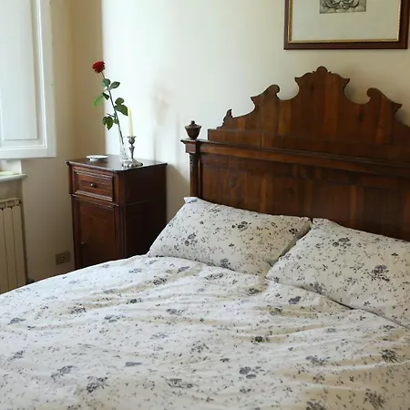 Bed & Breakfast D'epoca Palazzo Fineschi Sergardi *